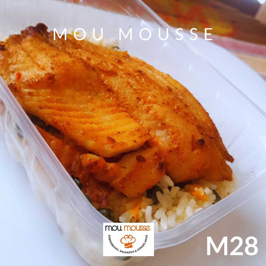 M 28 - Tilápia grelhada e arroz com legumes